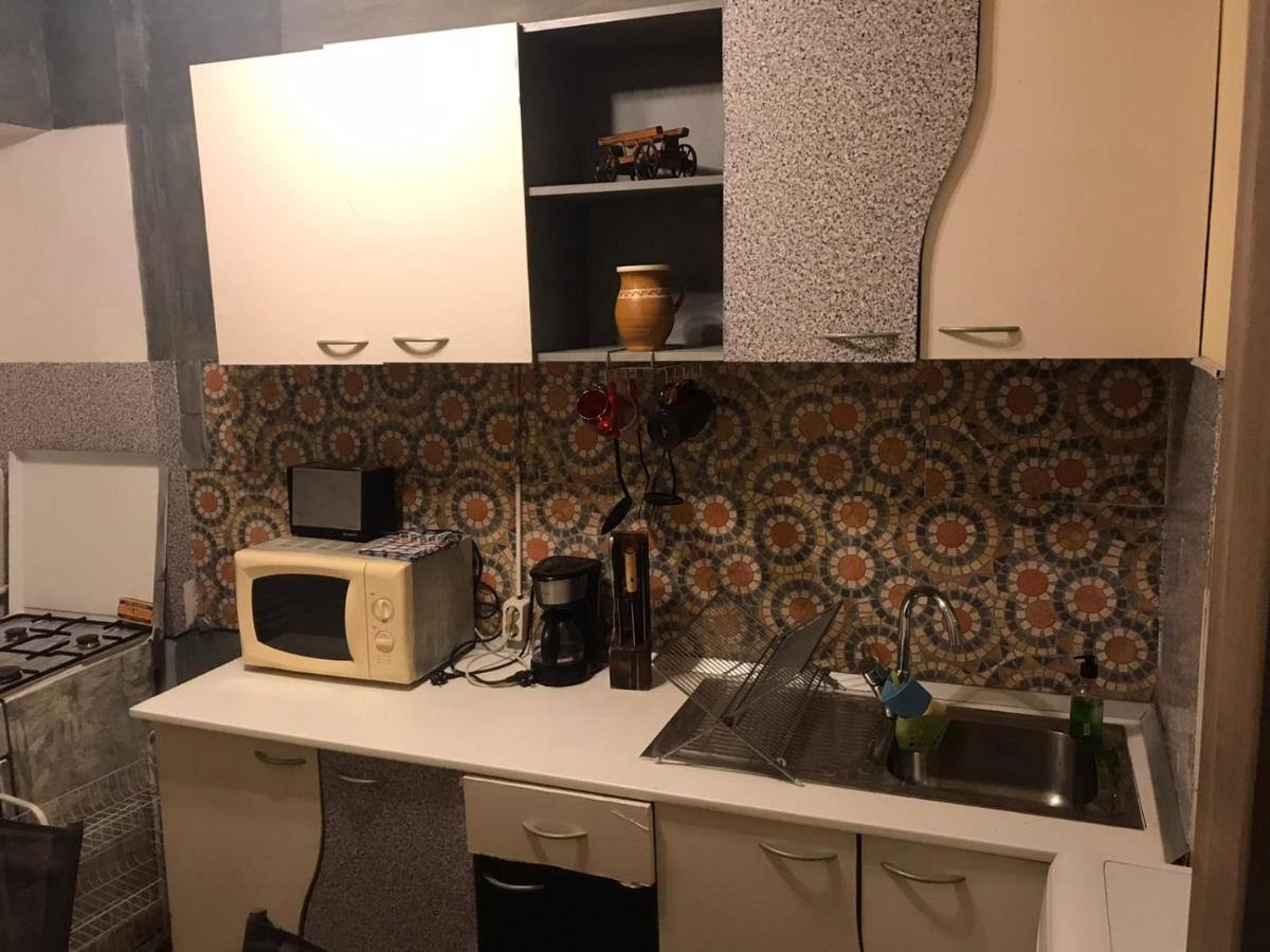 Family Studio Central Apartment Cluj-Napoca Luaran gambar